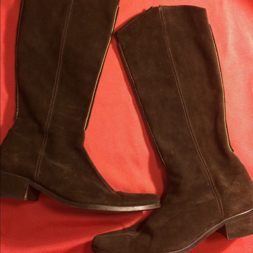 JUST REDUCED,EUC Suede Boots, Double stitched trim